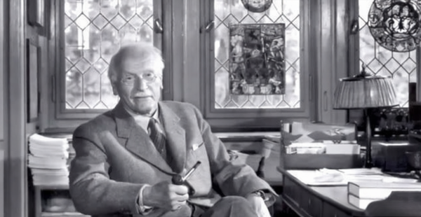 荣格2 网站用.png